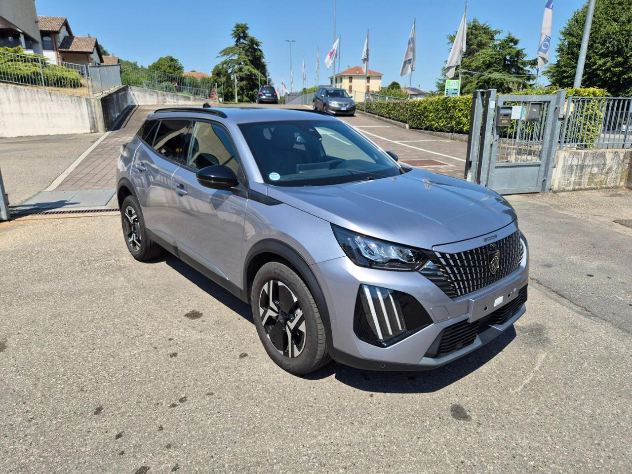 PEUGEOT 2008 Hybrid 145 e-DCS6 Allure - 5