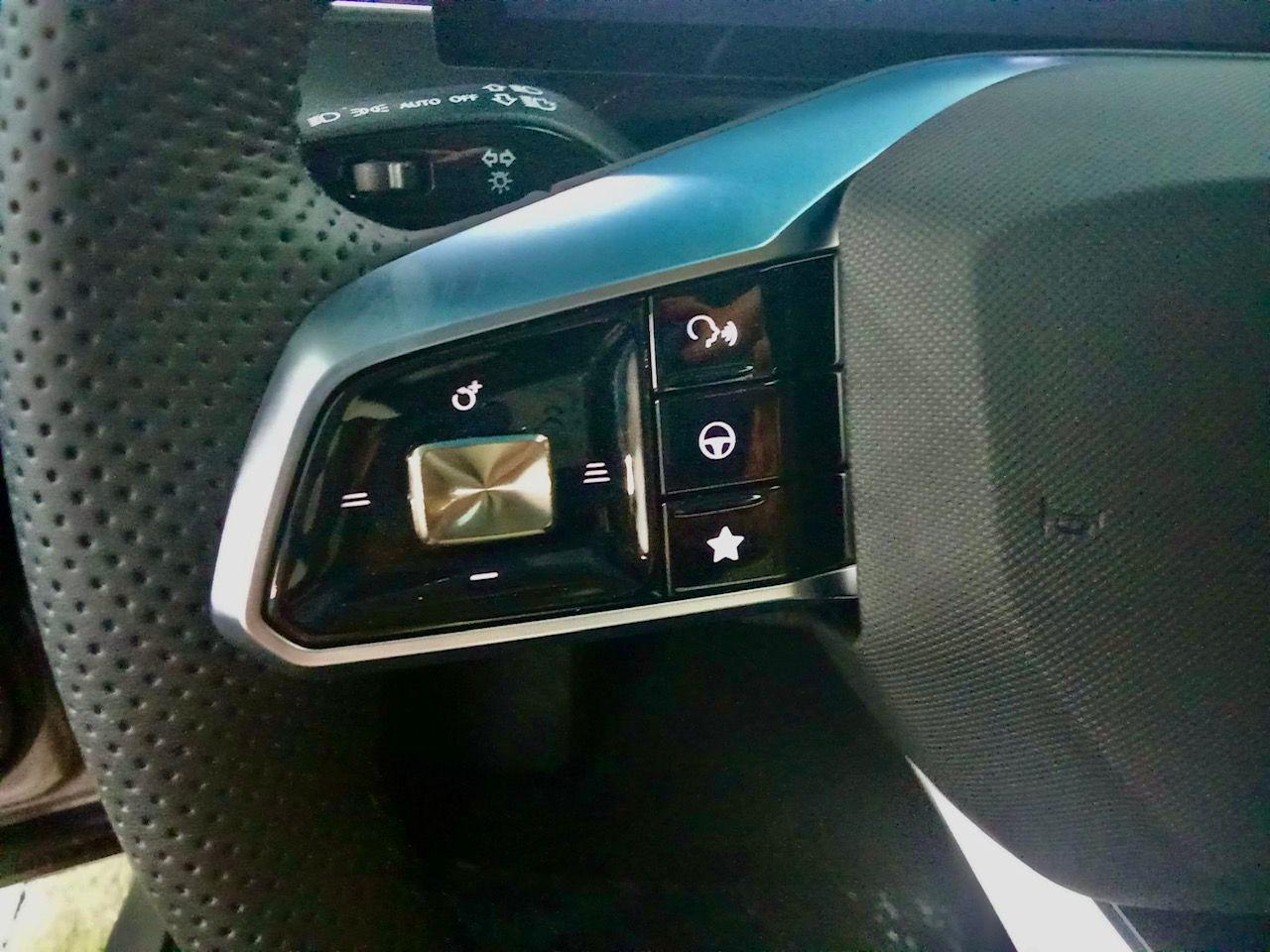 MG HS HEV  224cv Luxury - 6