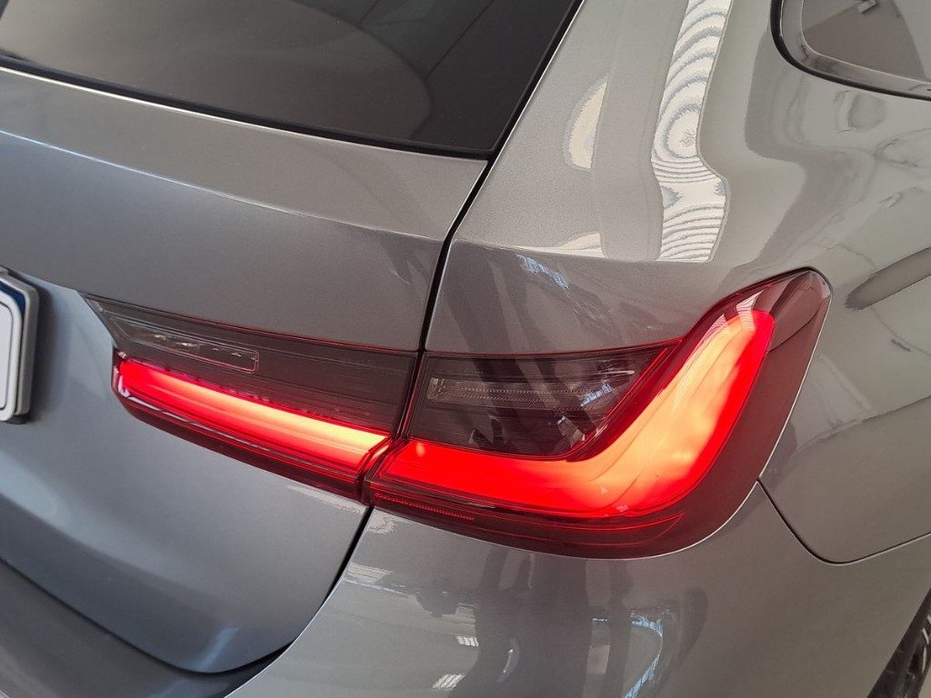BMW 320 d 48V xDrive Touring Msport Pro Aut. + Tetto apr. - 7