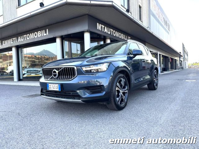 VOLVO XC40 Blu metallizzato