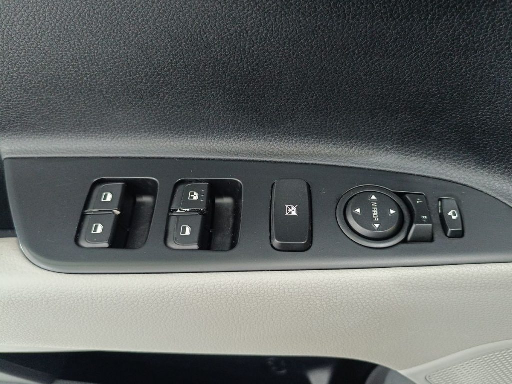 KIA Stonic 1.6 CRDi 115 CV Energy - 20