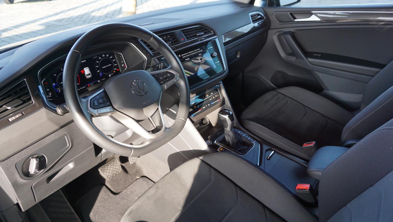 VOLKSWAGEN Tiguan 2.0 TDI 150 CV SCR DSG Elegance - 14
