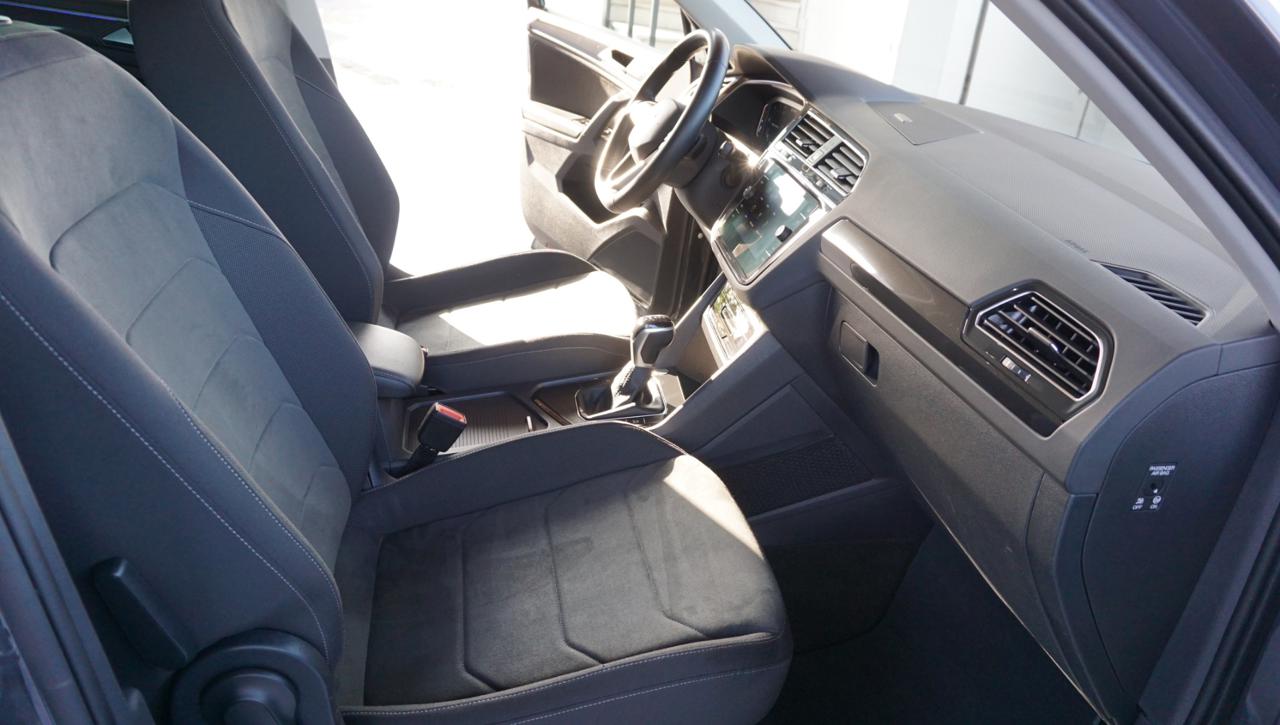 VOLKSWAGEN Tiguan 2.0 TDI 150 CV SCR DSG Elegance - 37