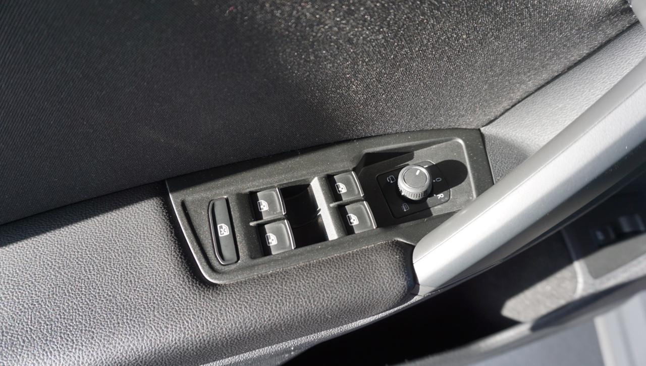 VOLKSWAGEN Tiguan 2.0 TDI 150 CV SCR DSG Elegance - 15