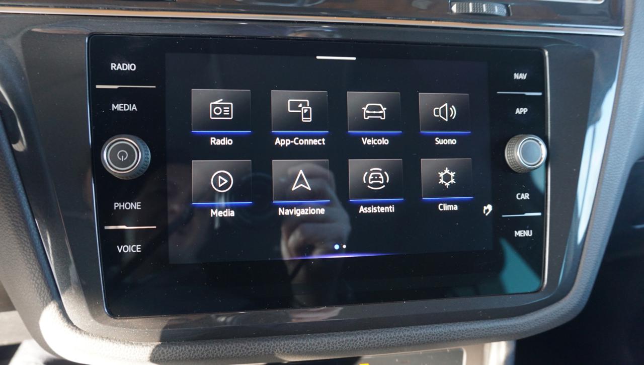 VOLKSWAGEN Tiguan 2.0 TDI 150 CV SCR DSG Elegance - 27