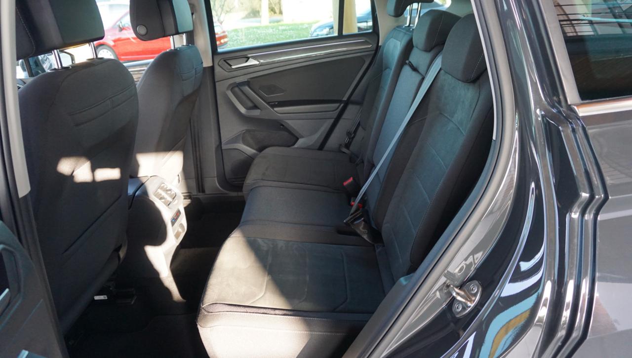 VOLKSWAGEN Tiguan 2.0 TDI 150 CV SCR DSG Elegance - 31