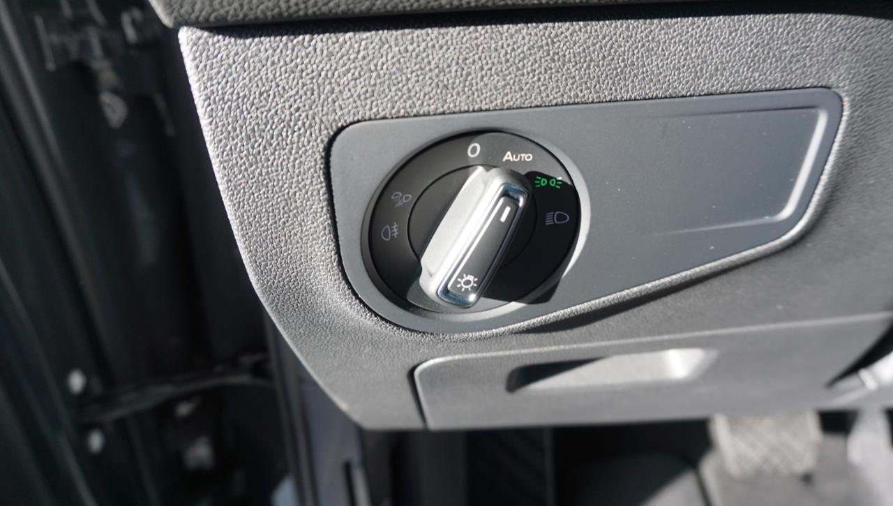 VOLKSWAGEN Tiguan 2.0 TDI 150 CV SCR DSG Elegance - 17