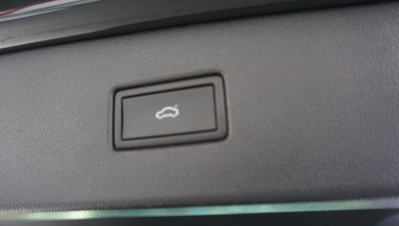 VOLKSWAGEN Tiguan 2.0 TDI 150 CV SCR DSG Elegance - 35