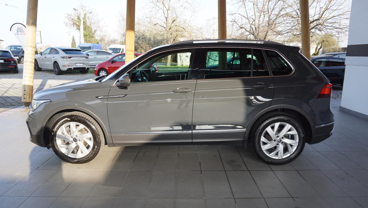 VOLKSWAGEN Tiguan 2.0 TDI 150 CV SCR DSG Elegance - 2