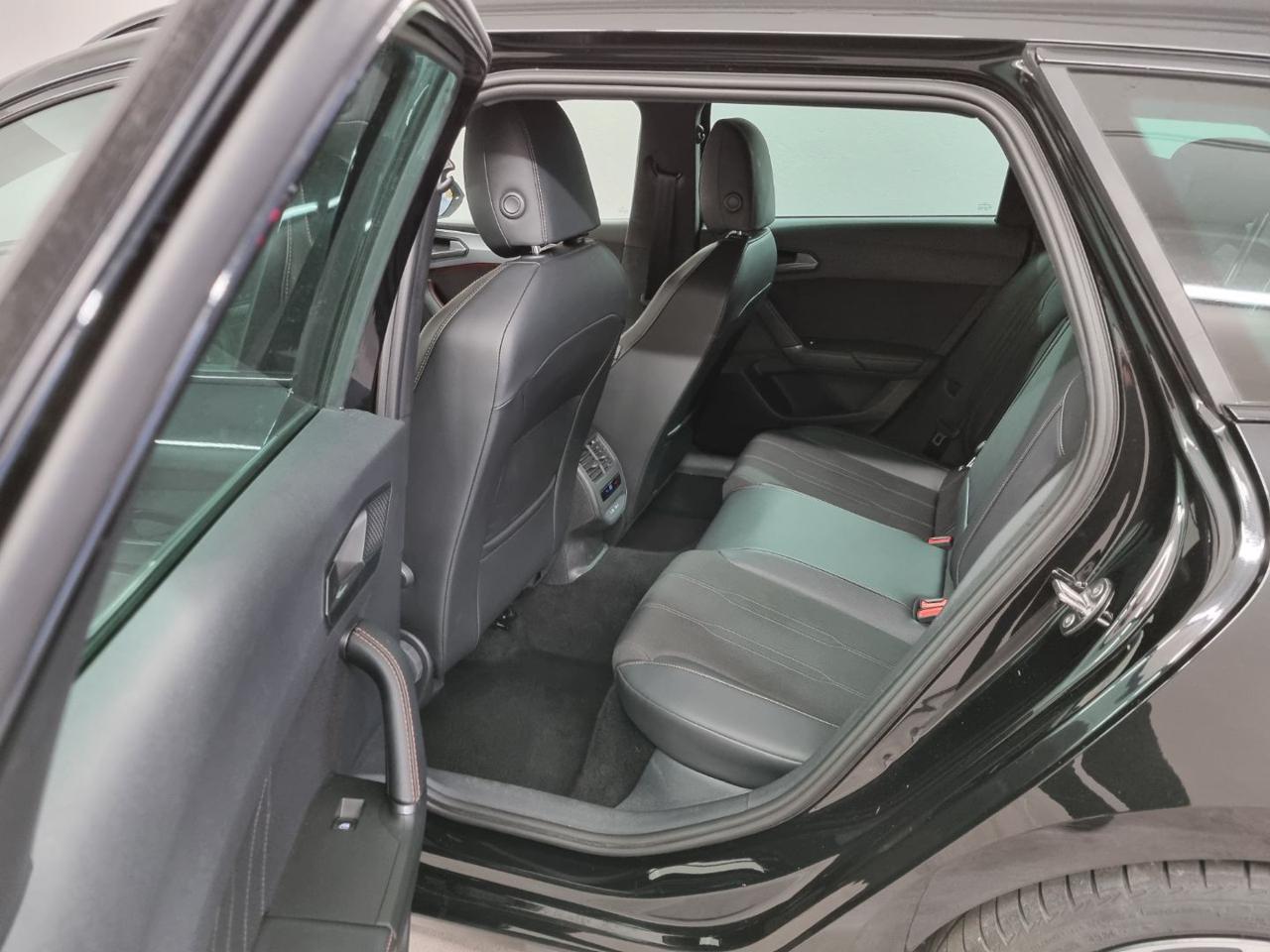 CUPRA Leon Sportstourer 1.5 Hybrid 150 CV DSG - 10