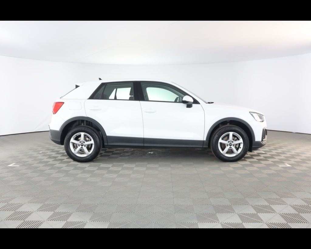 AUDI Q2 I 2021 -  35 1.5 tfsi - 6