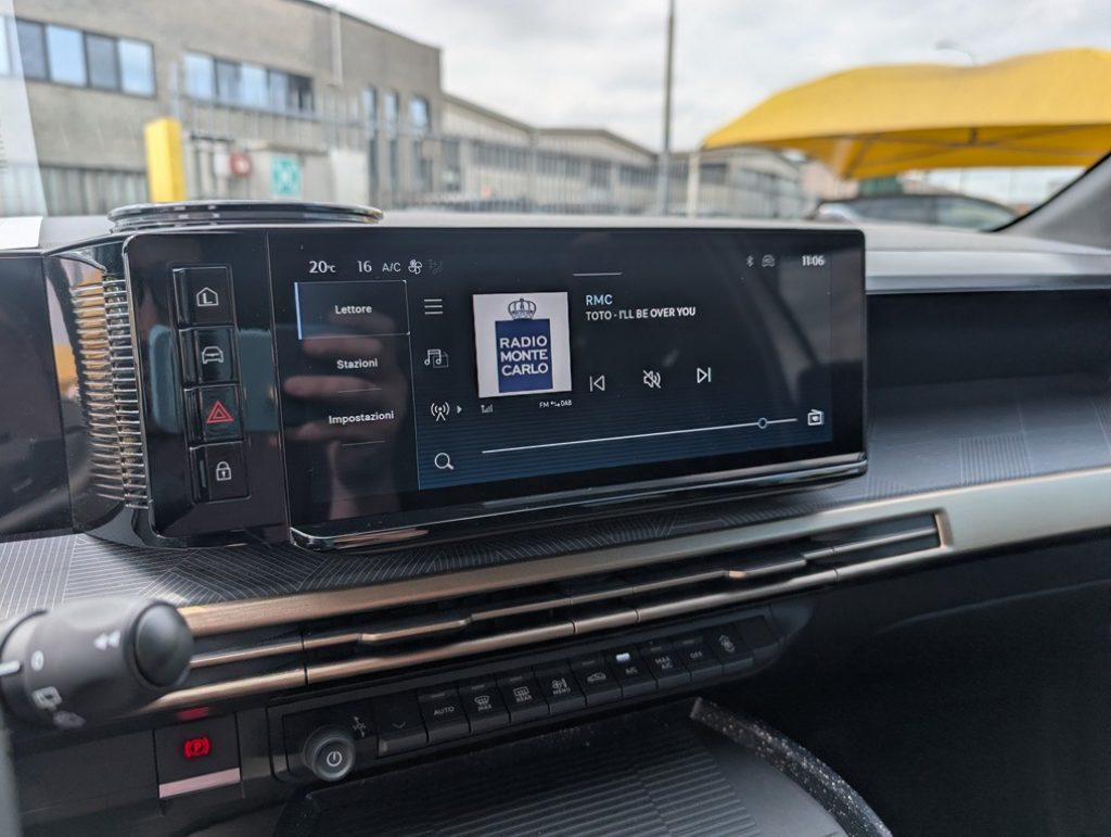 LANCIA Ypsilon Hybrid e-DCT LX - OK NEOPATENTATI - 25