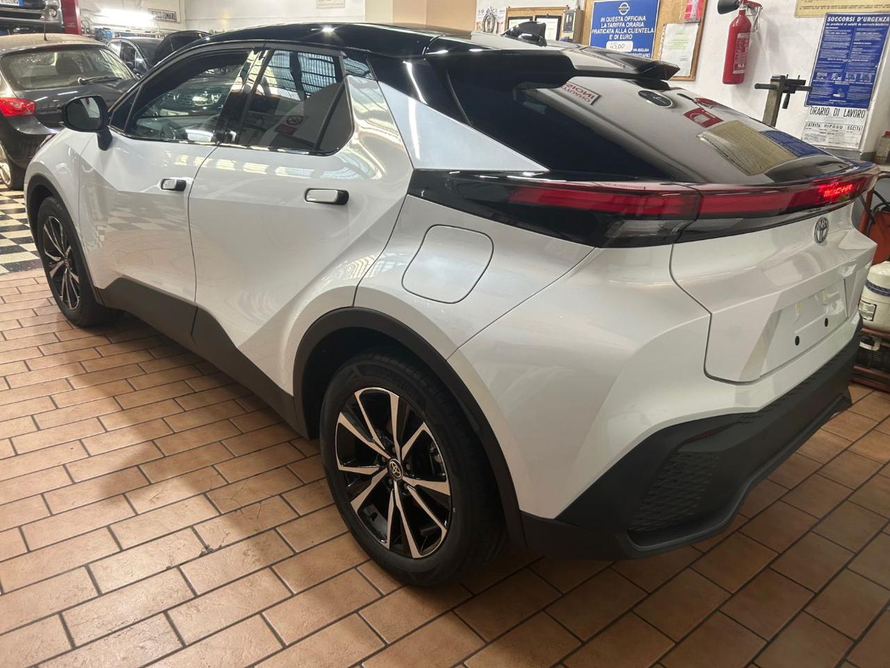 TOYOTA C-HR 1.8 HV Trend Portellone elettrico & sedili riscal - 4