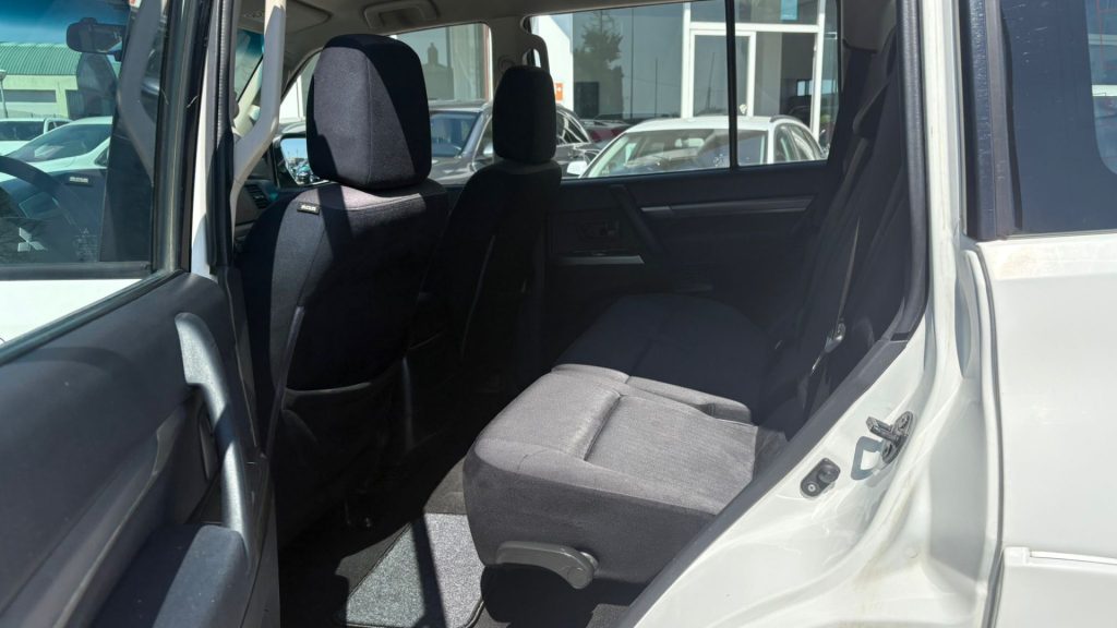 MITSUBISHI Pajero 3.2 DI-D 16V aut. 5p. Intense DPF - 14
