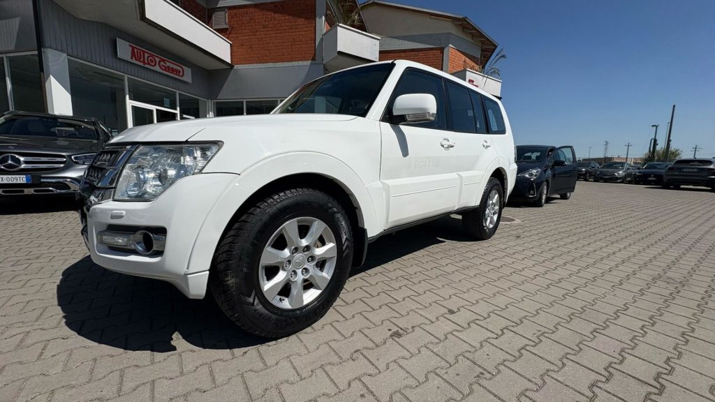 MITSUBISHI Pajero 3.2 DI-D 16V aut. 5p. Intense DPF - 20