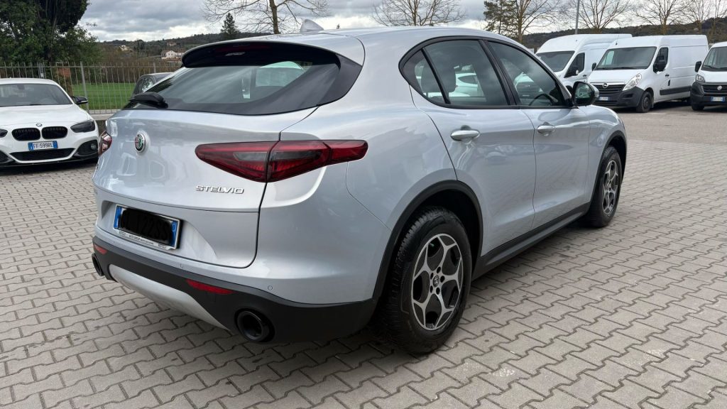 ALFA ROMEO Stelvio 2.2 Turbodiesel 190 CV AT8 Q4 Business - 3