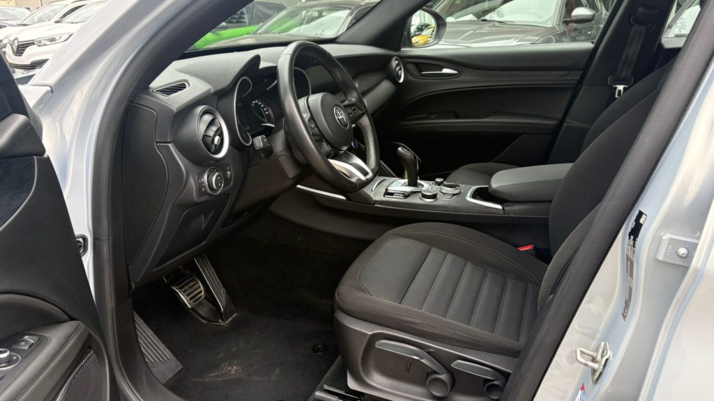 ALFA ROMEO Stelvio 2.2 Turbodiesel 190 CV AT8 Q4 Business - 9