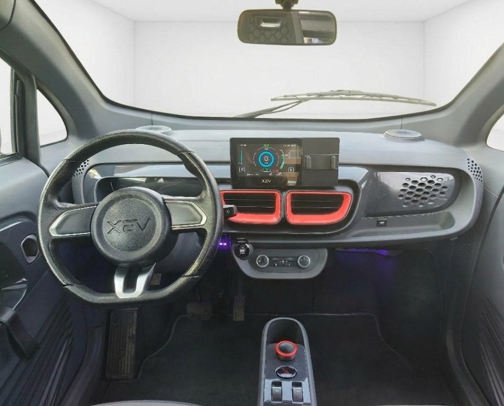 XEV YOYO Elettrica Clima Bluethoot Unico Proprietario - 9