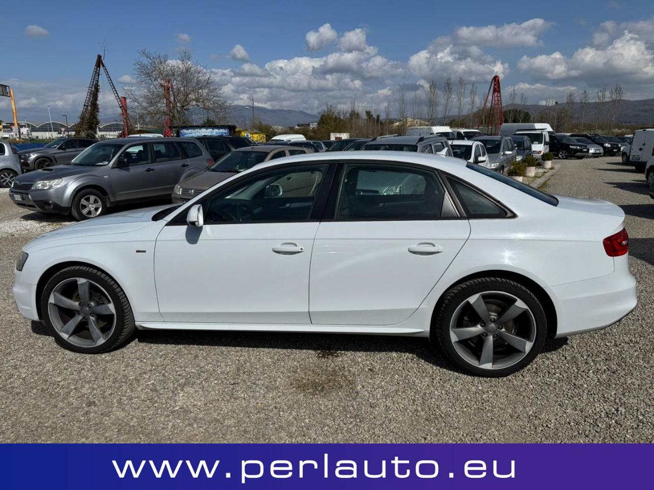 AUDI A4 2.0 TDI clean diesel multitronic Ambiente - 3