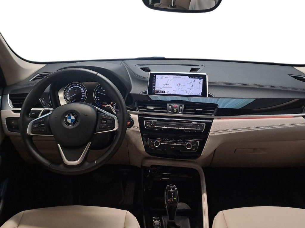 BMW X1 sDrive18d xLine Aut. - 8