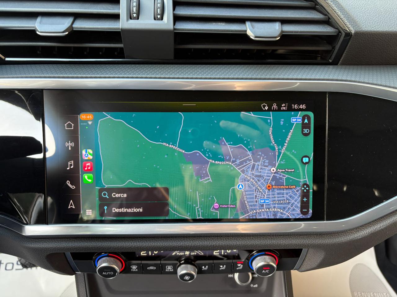 AUDI Q3 35 2.0 TDI S tronic quattro Business COCKPIT - 29