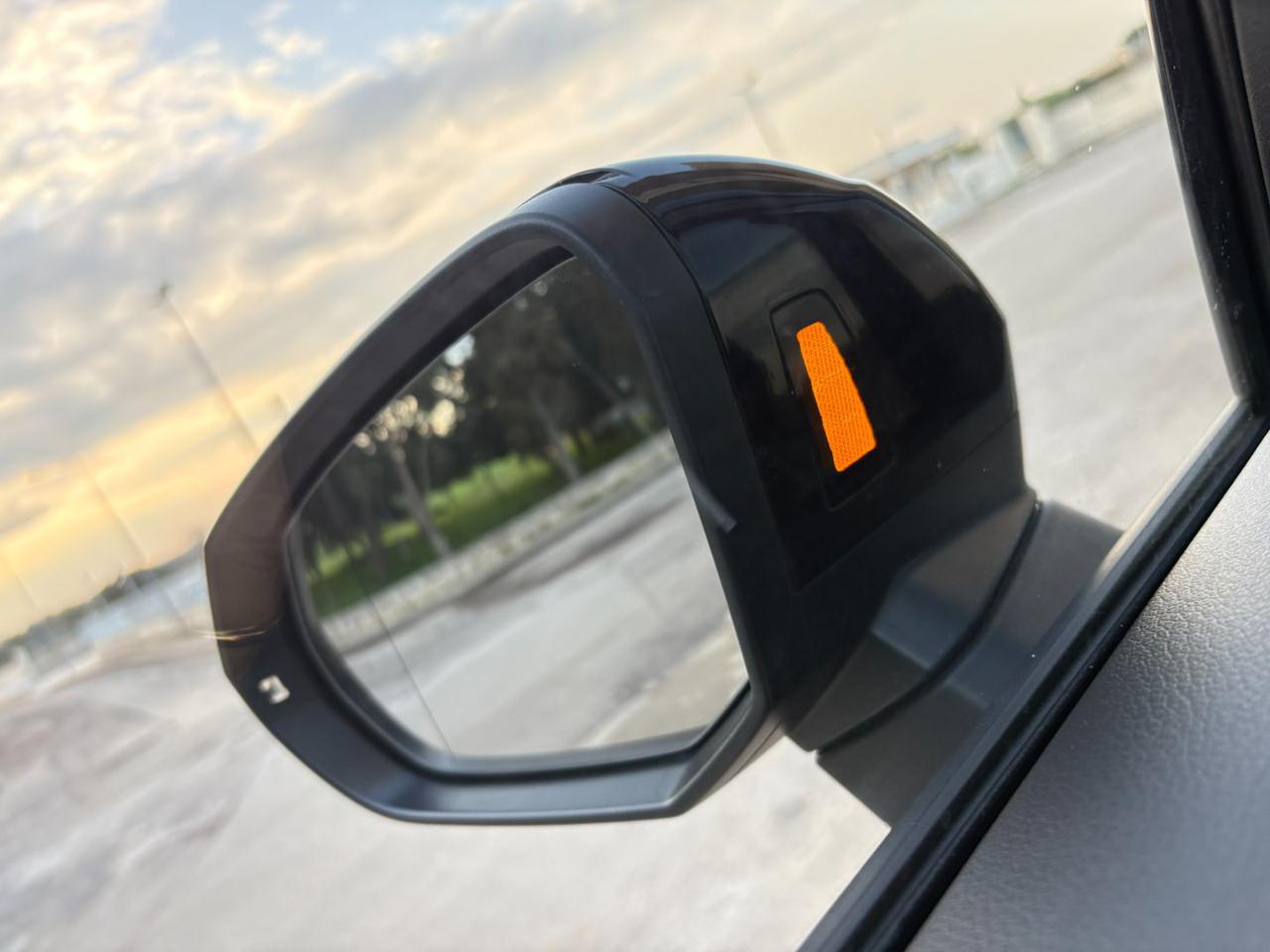 AUDI Q3 35 2.0 TDI S tronic quattro Business COCKPIT - 30