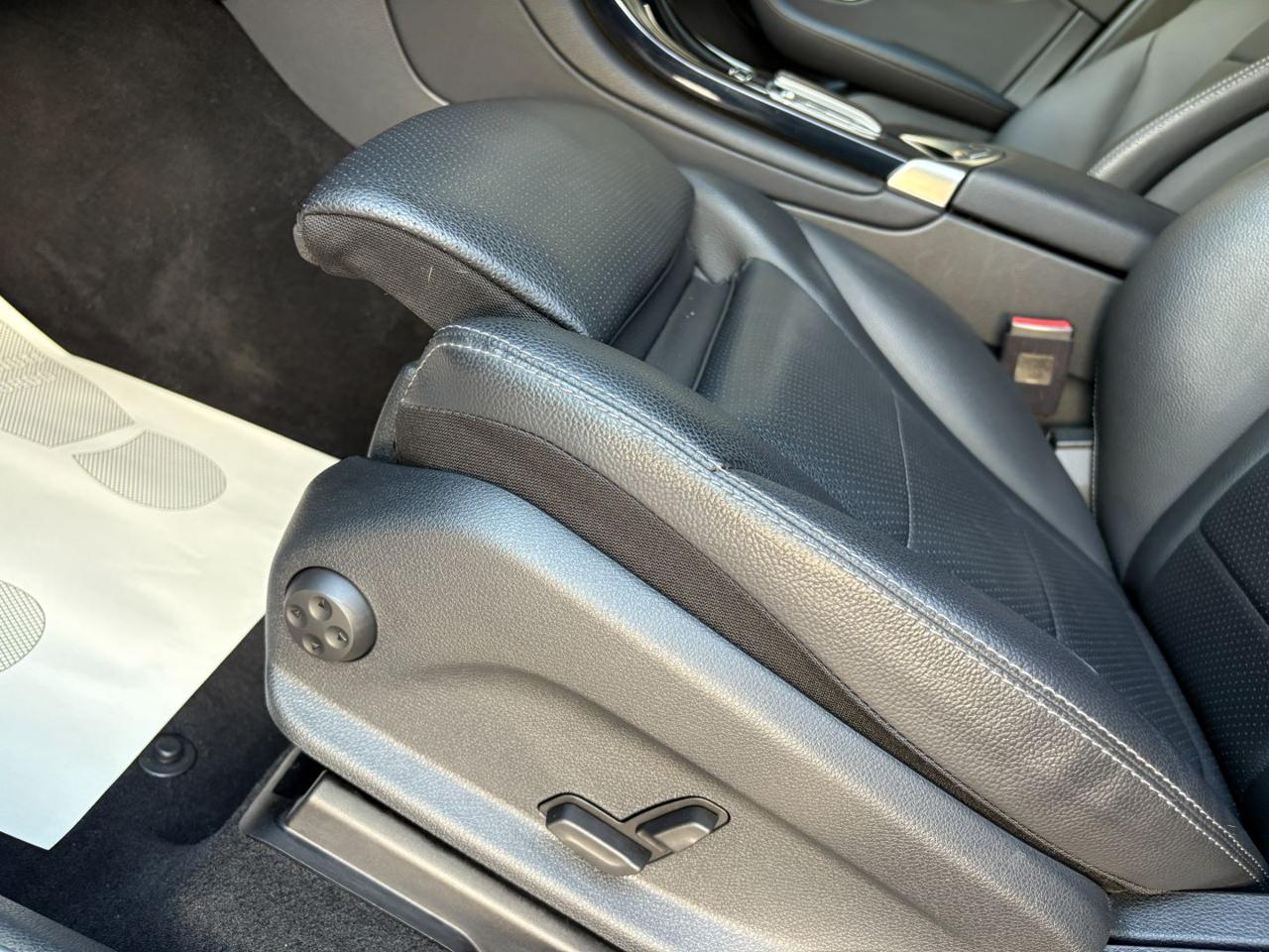 MERCEDES-BENZ GLC 300 de 4Matic EQ-Power Sport Plug-in. - 40