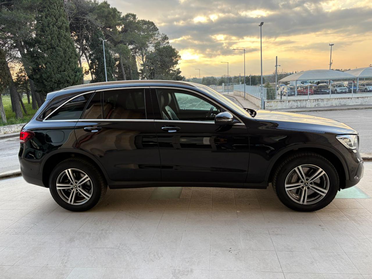 MERCEDES-BENZ GLC 300 de 4Matic EQ-Power Sport Plug-in. - 4