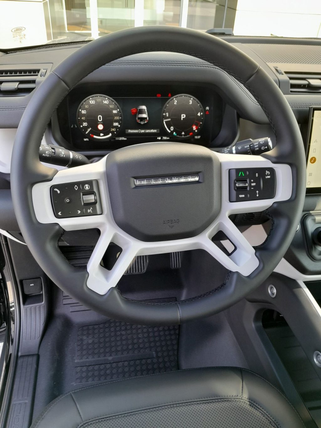 LAND ROVER Defender 3.0 D6 200 90 S AWD IVA ESPOSTA - 10