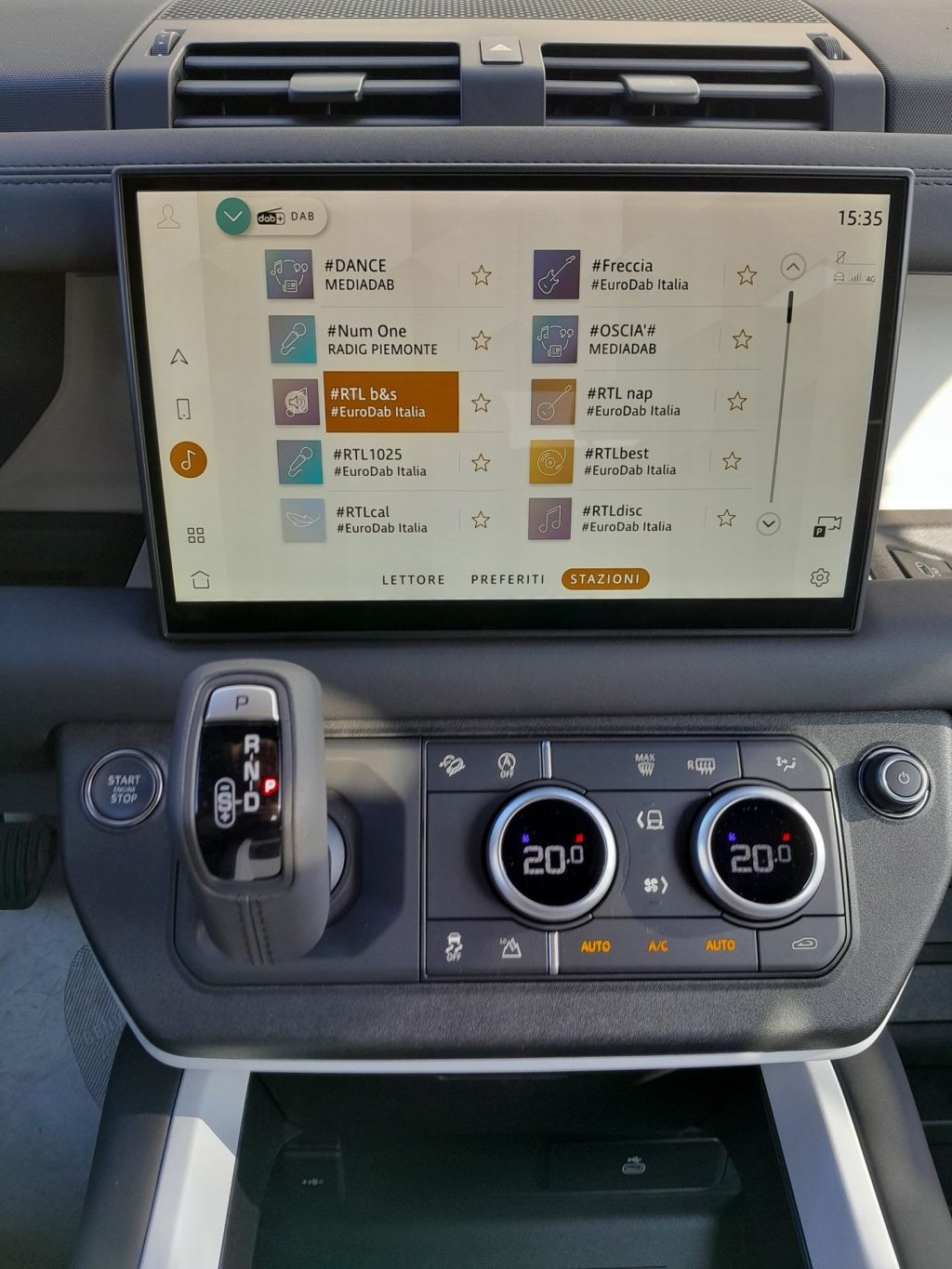 LAND ROVER Defender 3.0 D6 200 90 S AWD IVA ESPOSTA - 12