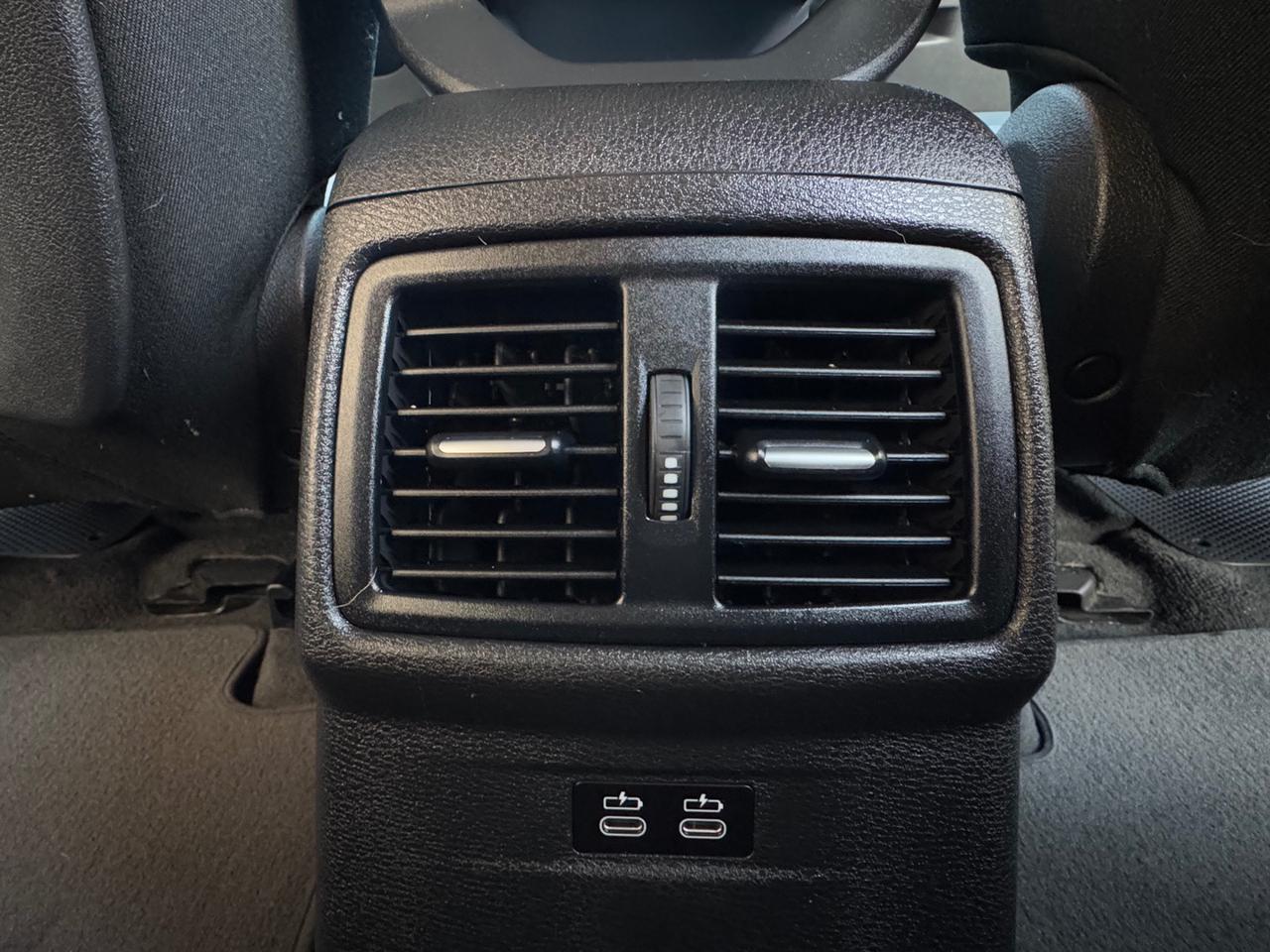 BMW X1 xDrive25e Business Advantage - 9