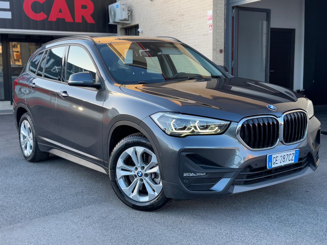 BMW X1 xDrive25e Business Advantage - 1