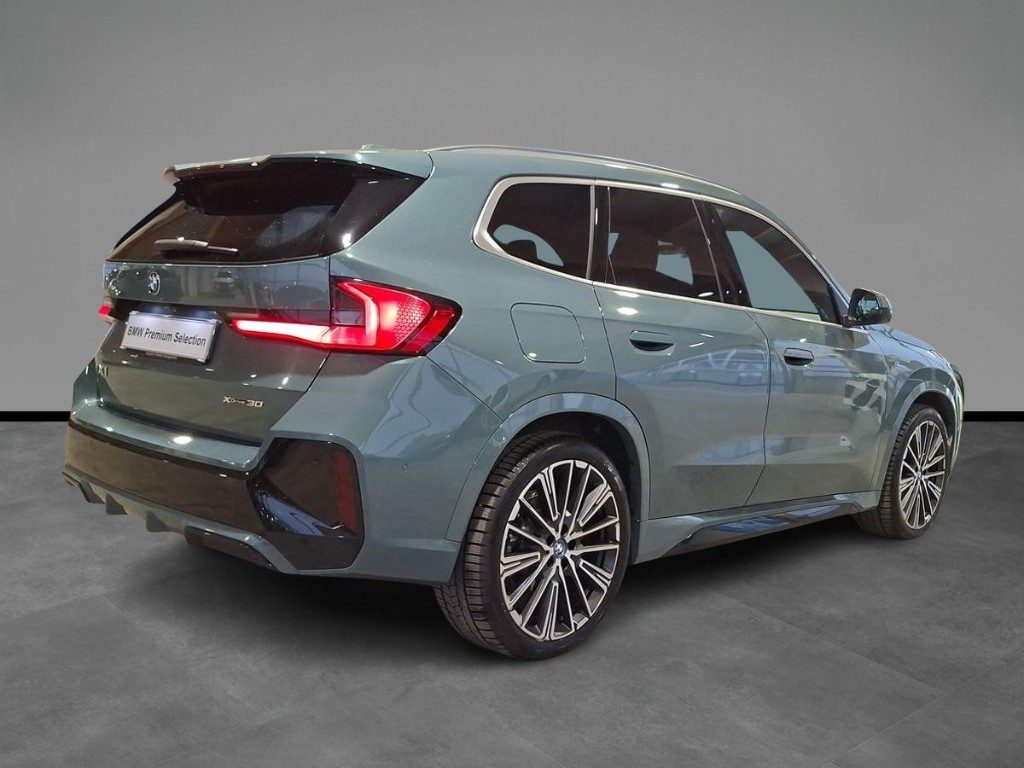 BMW iX1 xDrive 30 Msport Aut. - 16