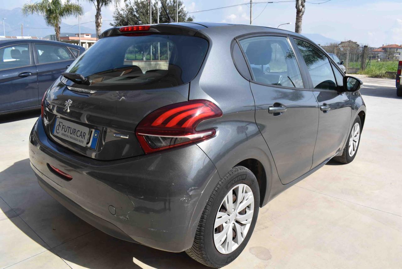 PEUGEOT 208 1° serie PureTech 82 5 porte Allure - 14