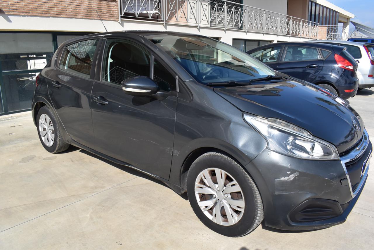 PEUGEOT 208 1° serie PureTech 82 5 porte Allure - 3