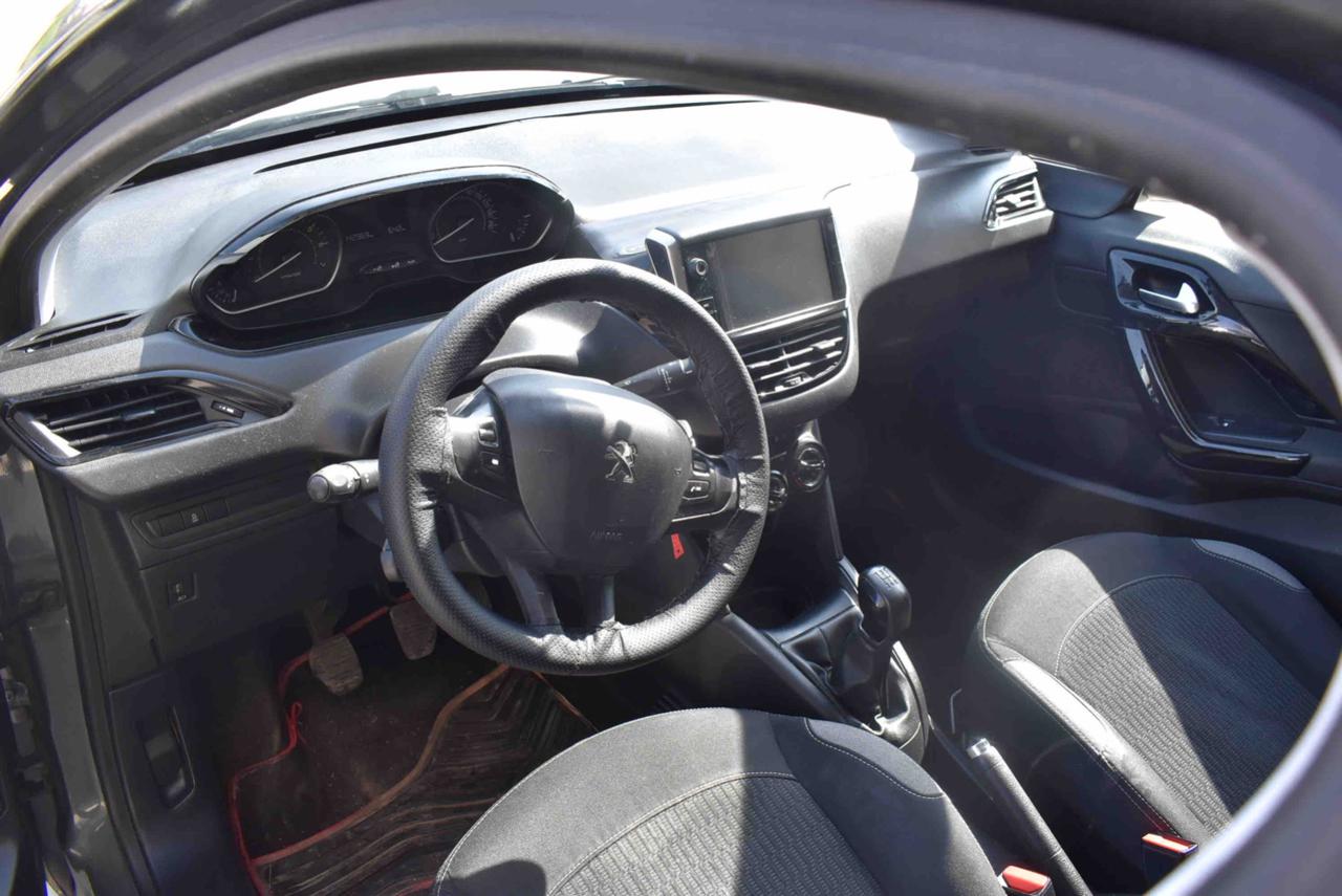 PEUGEOT 208 1° serie PureTech 82 5 porte Allure - 7