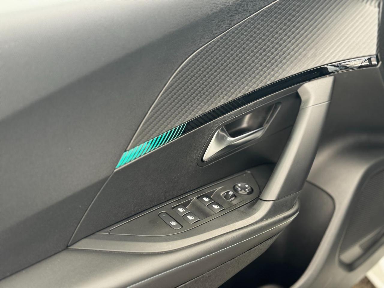 PEUGEOT 2008 1.5 BlueHDi 110cv  Allure - 21