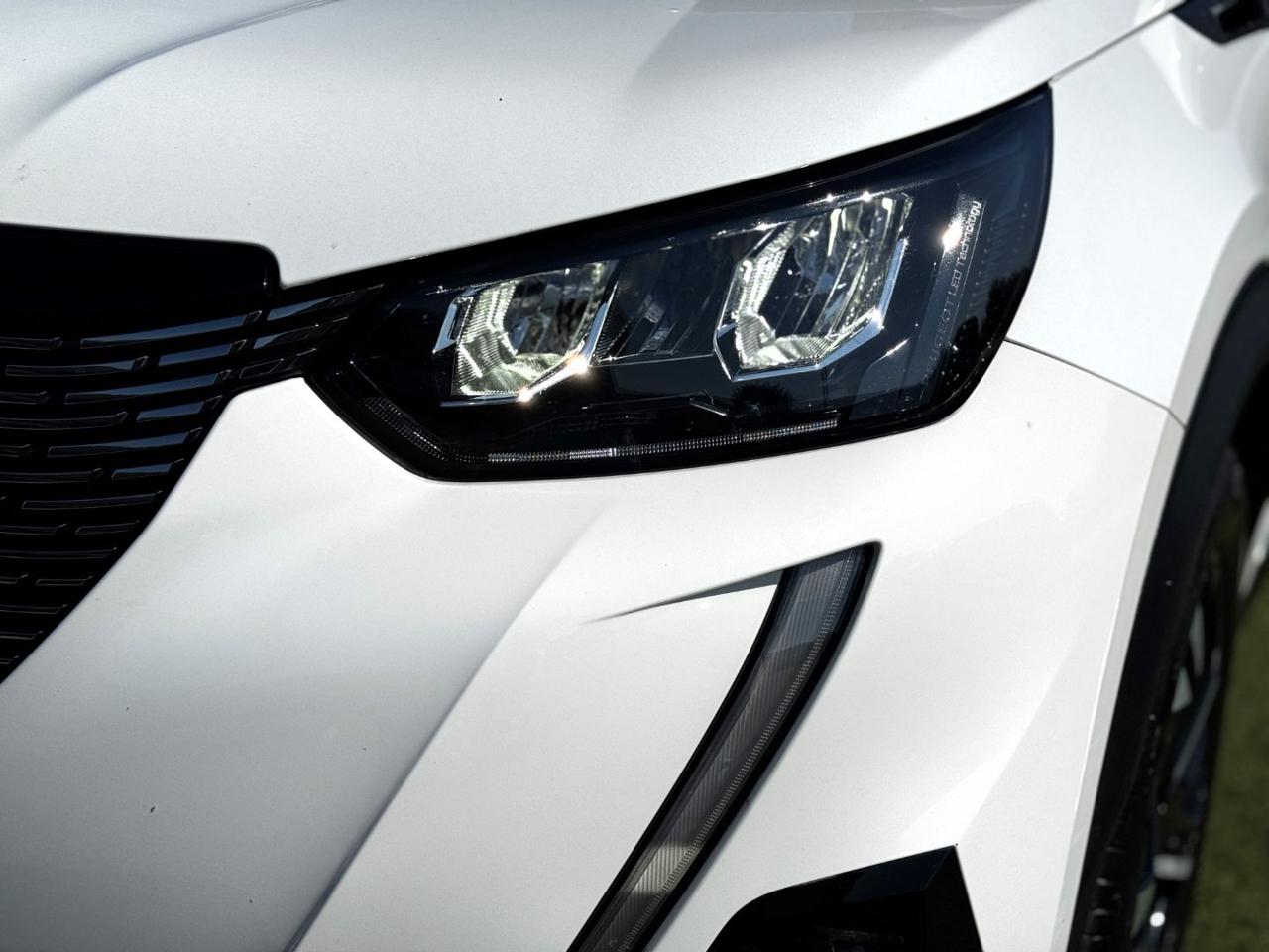 PEUGEOT 2008 1.5 BlueHDi 110cv  Allure - 28