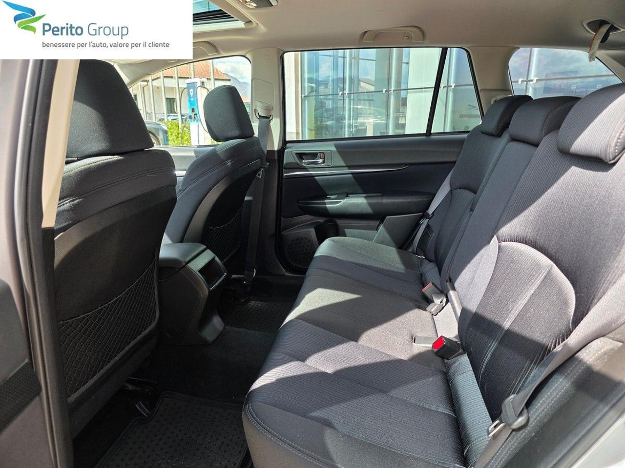 SUBARU Legacy 2.0D-S SW Dynamic - 8