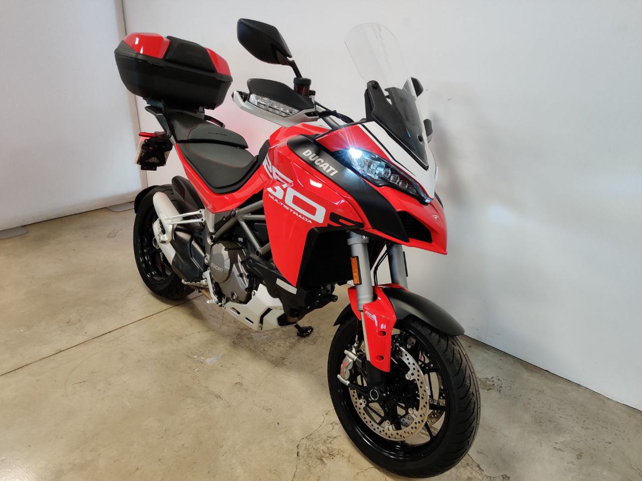 DUCATI Multistrada 1260 S RED - 2