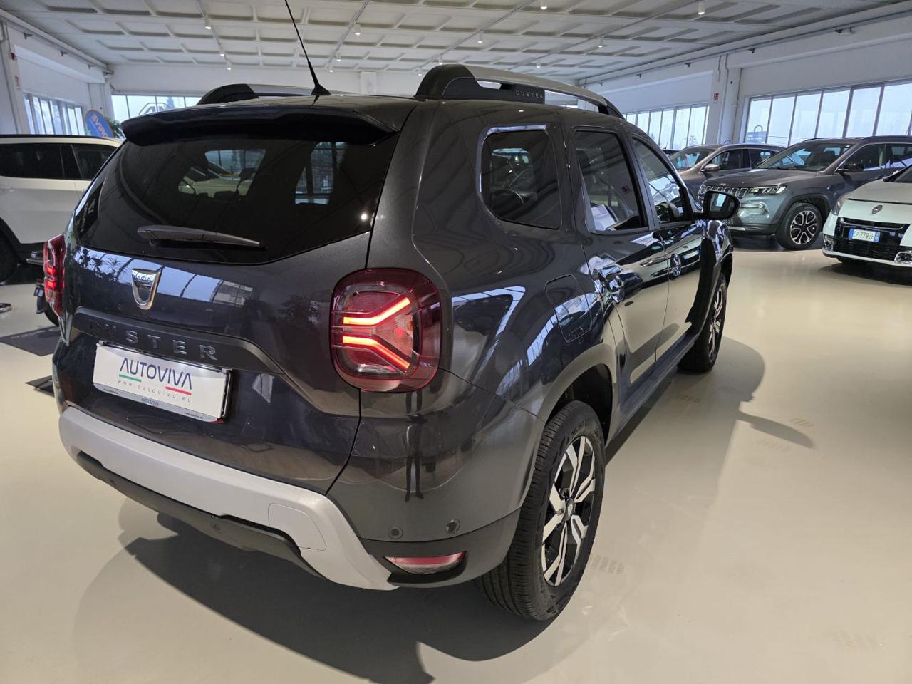 DACIA Duster 1.0 TCe GPL 4x2 Prestige - 4