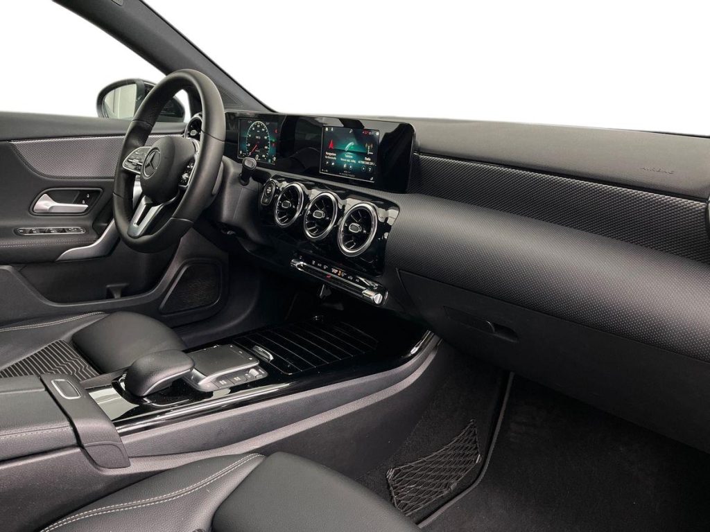 MERCEDES-BENZ A 180 d Automatic Sport Extra - 16