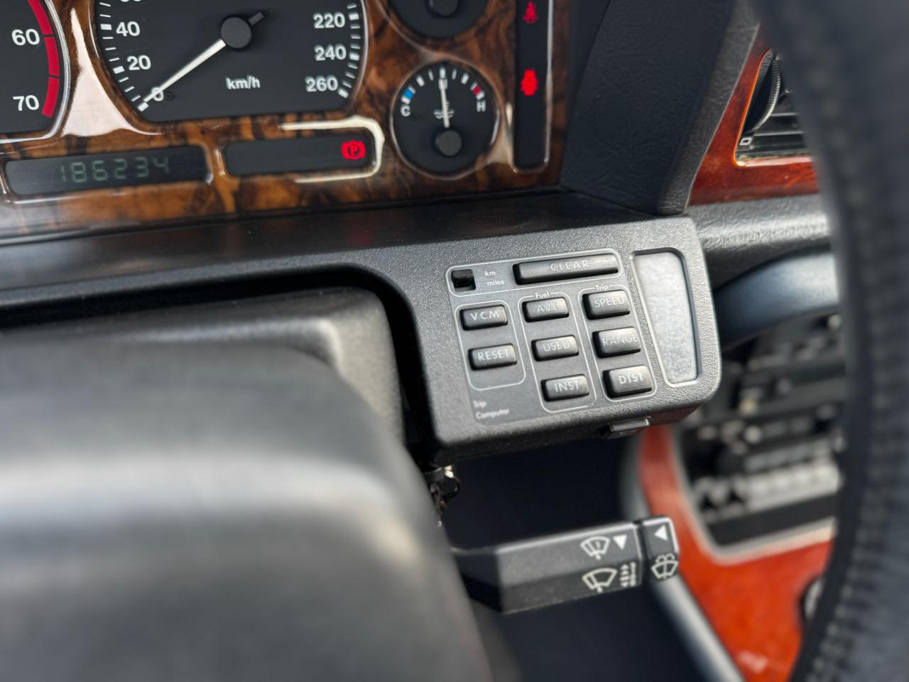 JAGUAR XJ6 3.2 cat. Manuale  Iscritta ASI - 23