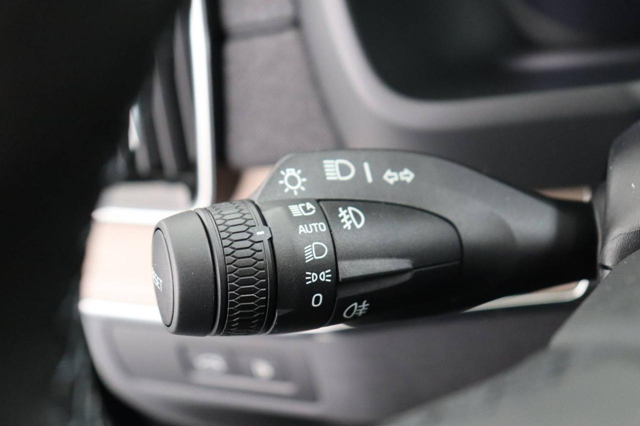 VOLVO XC90 T8 Plug-in hybrid AWD autom. 7Posti Plus Bright - 11