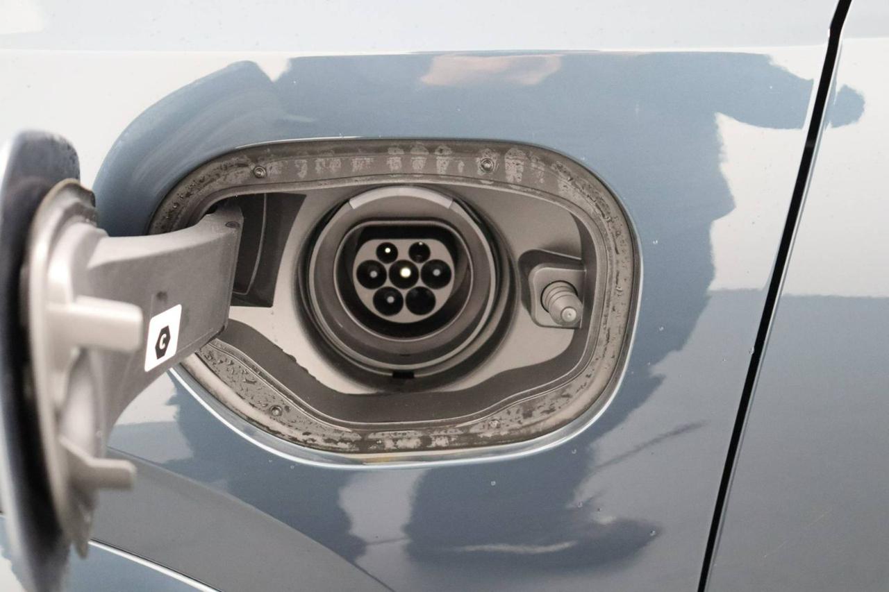 VOLVO XC90 T8 Plug-in hybrid AWD autom. 7Posti Plus Bright - 19