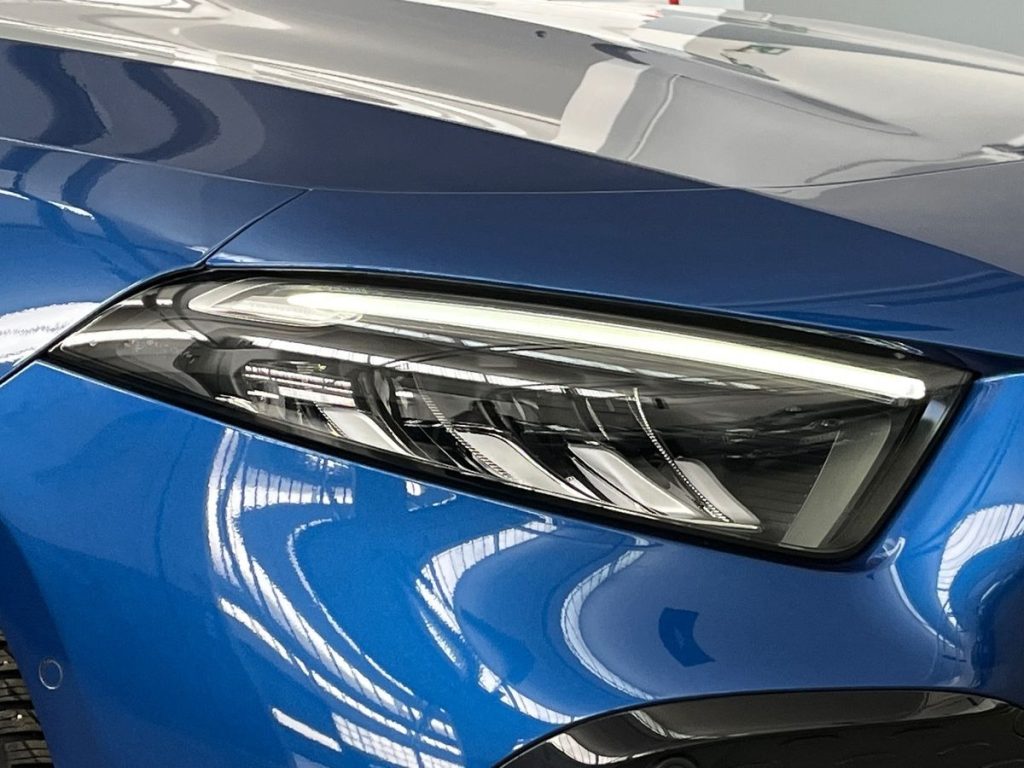 MERCEDES-BENZ A 35 AMG 4Matic AMG Line Advanced Plus Spectral Edition - 17