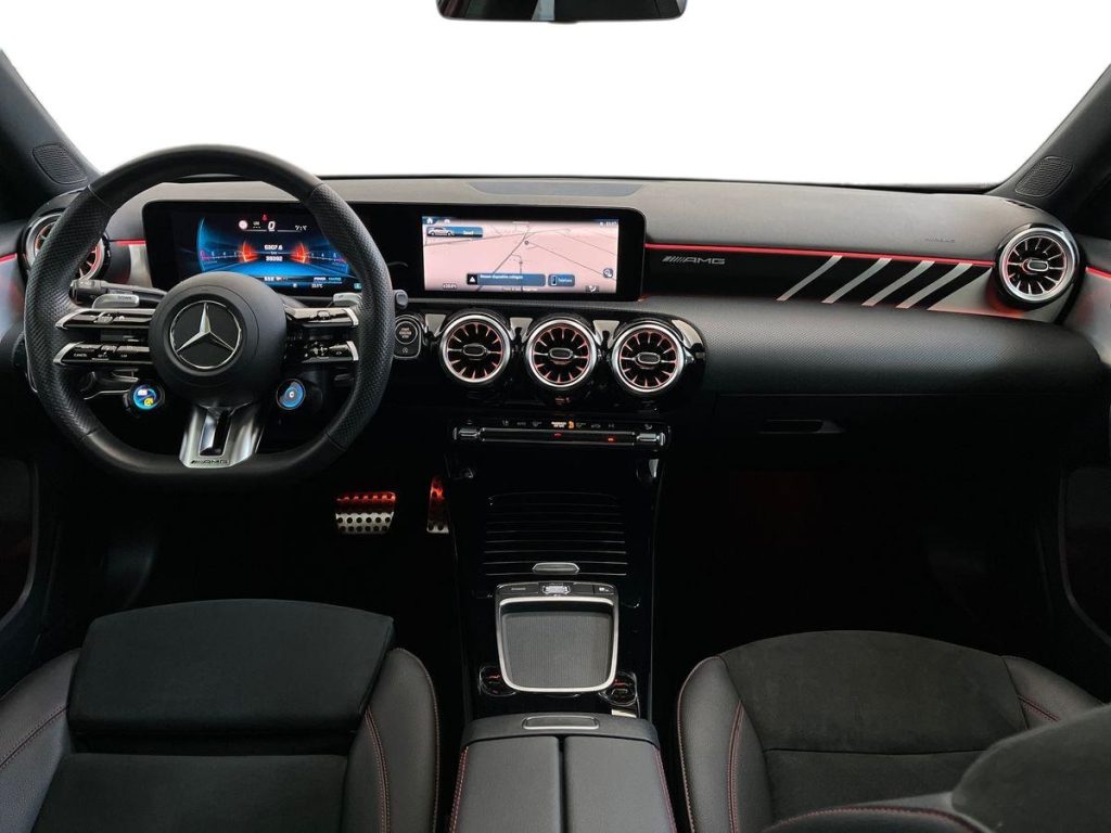 MERCEDES-BENZ A 35 AMG 4Matic AMG Line Advanced Plus - 9