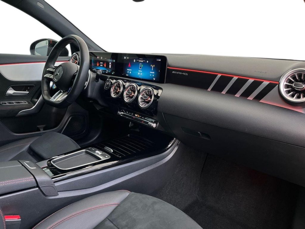 MERCEDES-BENZ A 35 AMG 4Matic AMG Line Advanced Plus - 16