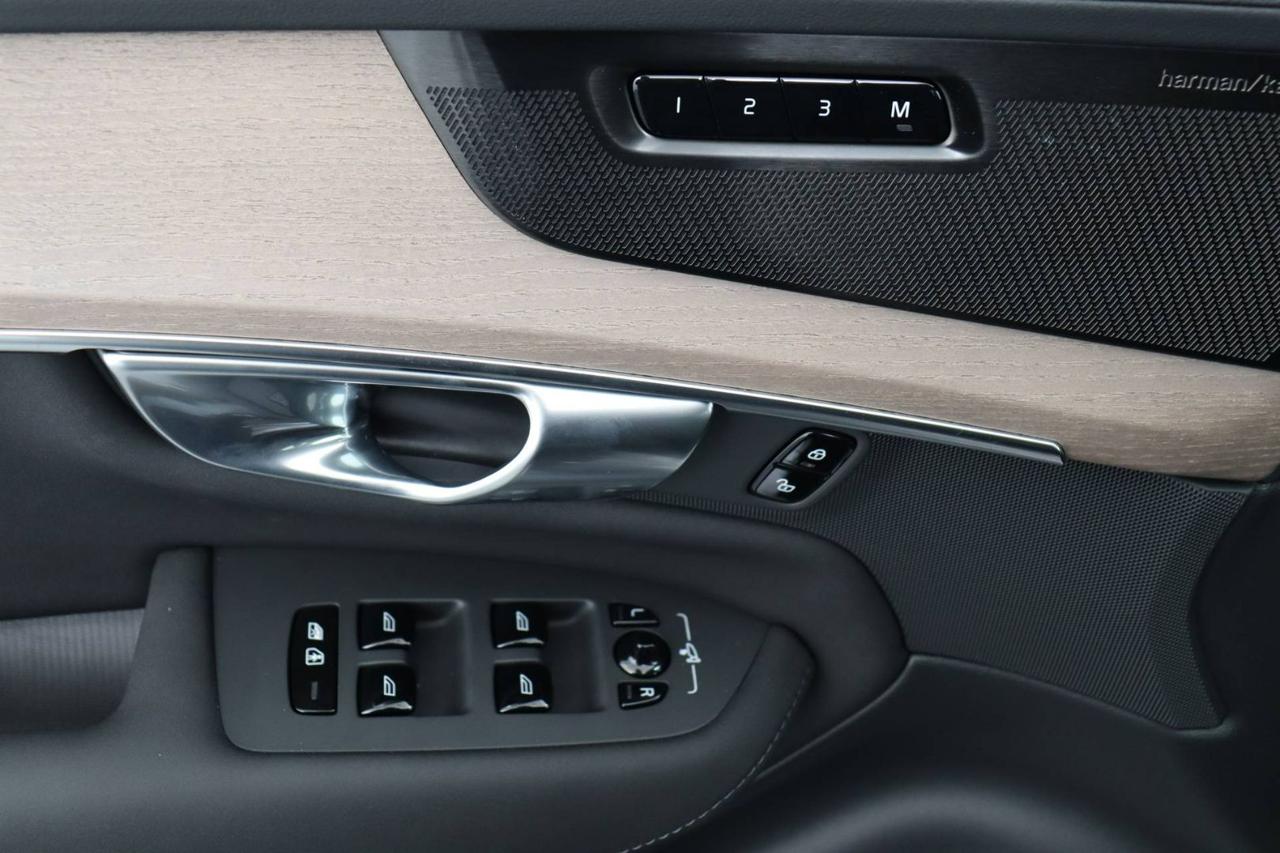 VOLVO XC90 T8 Plug-in hybrid AWD autom. 7Posti Plus Bright - 10