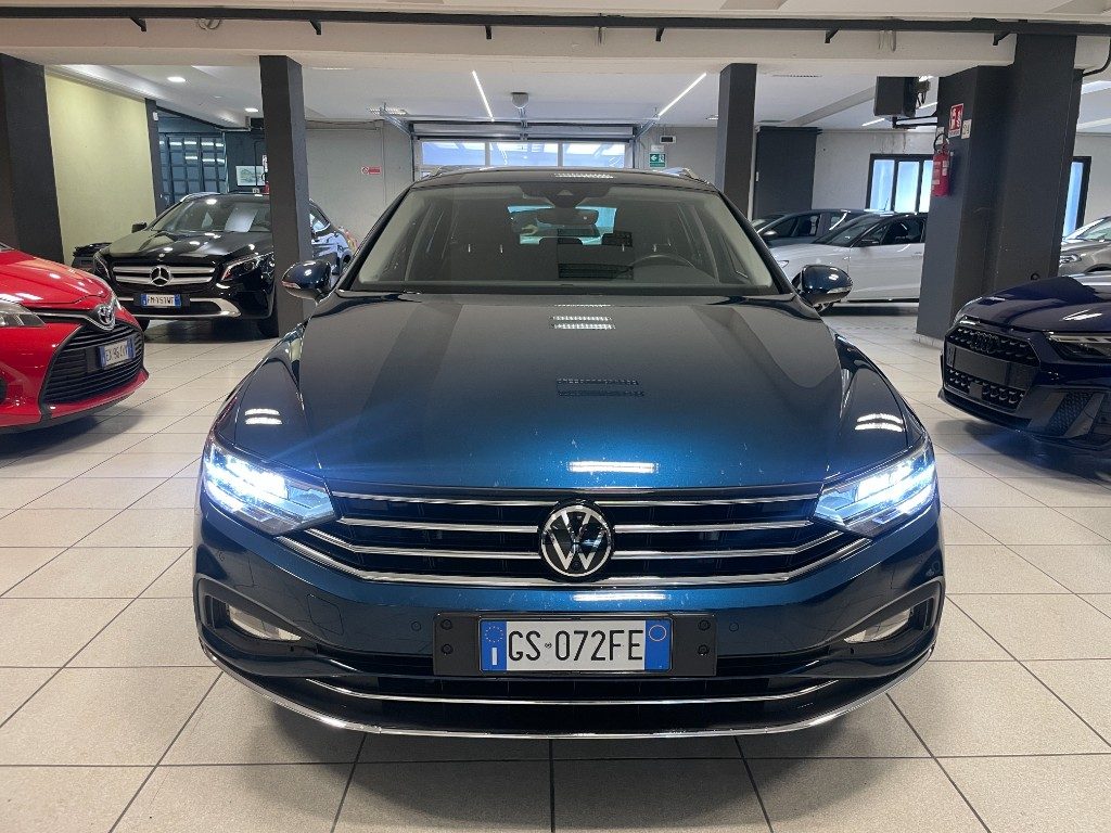VOLKSWAGEN Passat Variant 2.0 TDI EVO DSG Executive+GANCIO TRAINO-UNICO P. - 2
